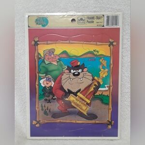 Vintage Looney tunes busboy frame tray puzzle